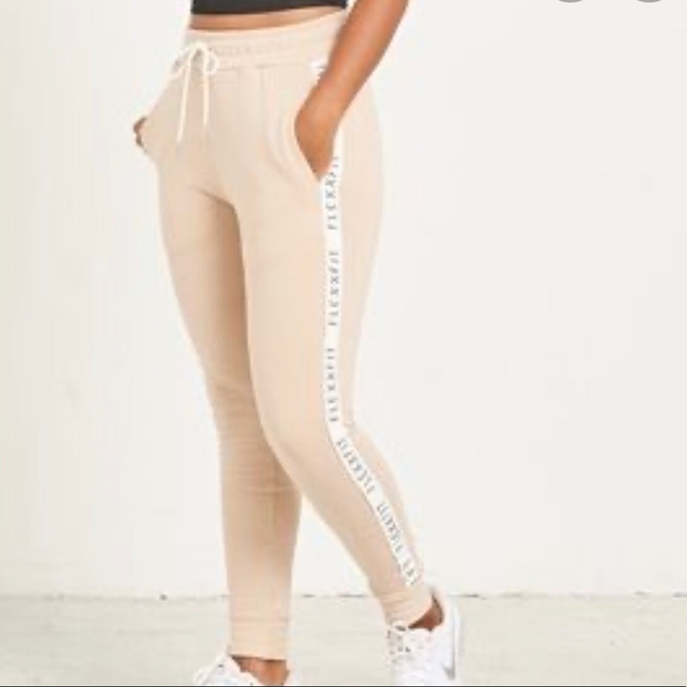 ✨Flexxfit Joggers✨